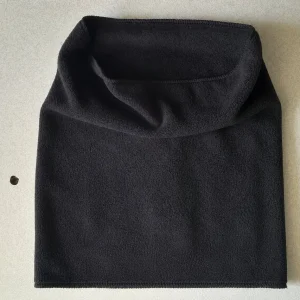 bandana de polar negra sirve para cuello y cabeza