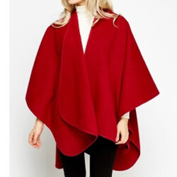 Hermoso poncho de polar ,estándar para hombre y mujer ,alto poder térmico ideal para este Invierno y para las noches frias.