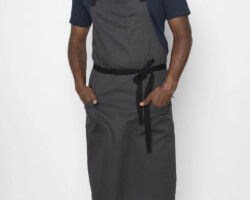 Ficha técnica del producto Pechera de cocina, corporativa, publicitaria.
Pechera trabajo Tela: Pechera, delantal ajustable en el cuello con pasador plástico
Para mejor ajuste. Descripción: pechera corporativa y publicitaria, de trabajo, fabricada en tela gabardina , durable, lavable, fácil de planchar, se
Encuentra disponible en más de 10 colores para elegir, se puede aplicar logo bordado y estampado. Descripción: se puede aplicar logo bordado y estampado Usos: Pechera corporativa o delantal sus usos son variados, usos publicitarios para dar identidad a una marca, usos para trabajo en restaurantes, cafeterías, ferreterías, tiendas, clínicas, cocina ,de regalo corporativo etc. sus usos son variados y es para identificar a una marca y dar protección de manchas y productos. delantales de cocina